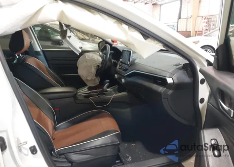 2021 Nissan Altima Sr Fwd z USA, uszkodzony, nr VIN 1N4BL4CV2MN363512